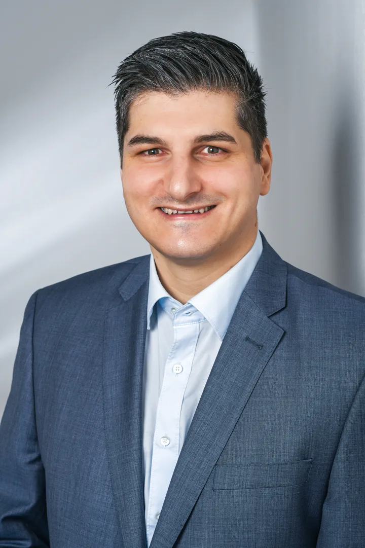Dipl.-Ing. Dr.techn. Reinhard Zeif, Gründer von ZEIF Technology
